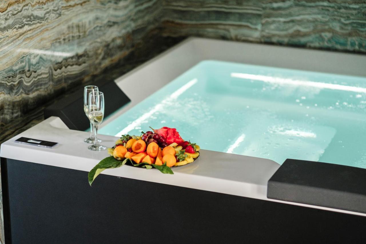 Aquasuite - Luxury Experience & Spa Palermo Bagian luar foto